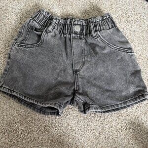 H&M & Denim girl’s shorts size 4 black distressed elastic waist